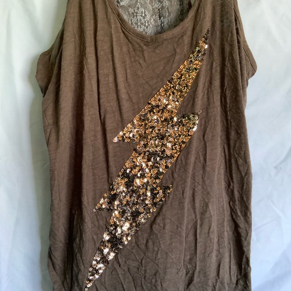 Express Top - Picture 2 of 5